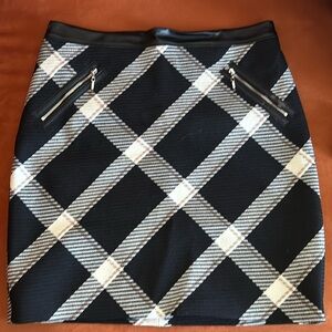 White House Black Market Black Cream Plaid Mini Skirt Faux Leather Trim